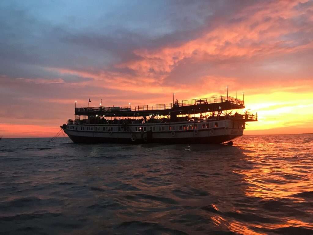 Queen Tara full sunset