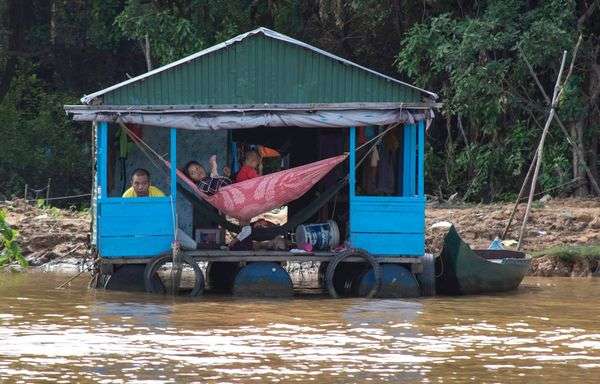 floating villages 101